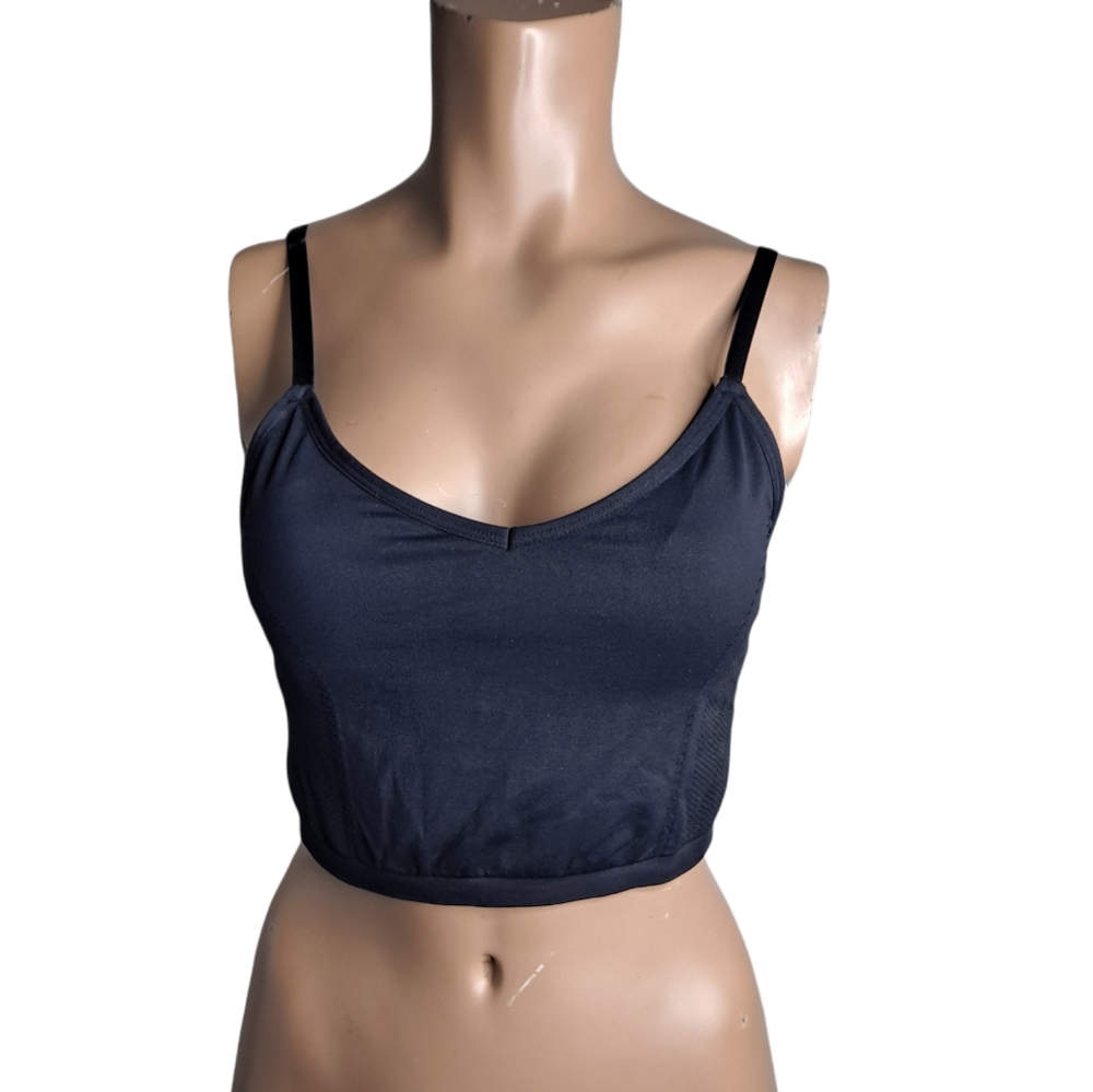 NWOT Fabletic crop top black size M